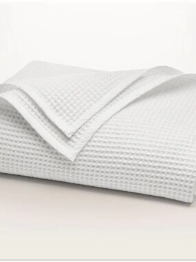 Boll & Branch 100% cotton waffle King size blanket in WHITE